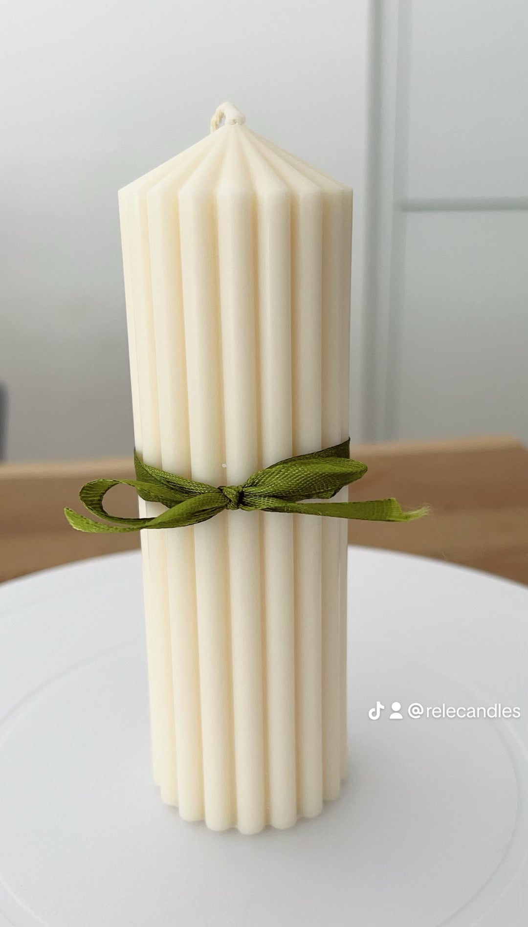 Geriffelte Stumpenkerze creme | Säulenkerze | Adventskranz Kerze | Weihnachtskerze 100 % natürliches Rapswachs