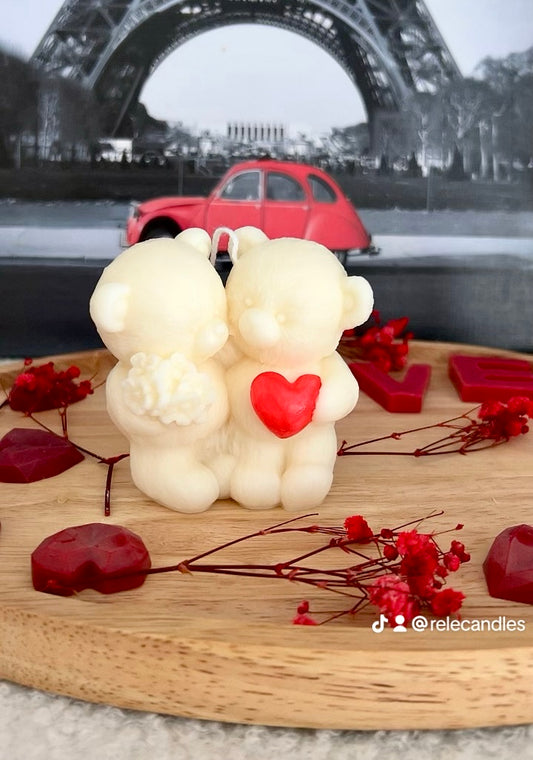 Teddybär True Love - Handgemachte Kerze mit Herz